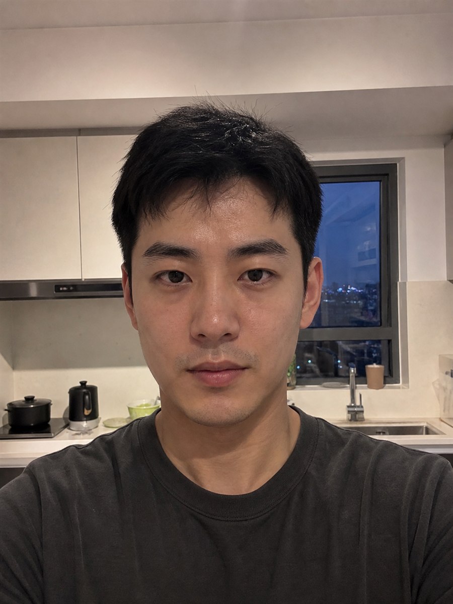 周牧封面
